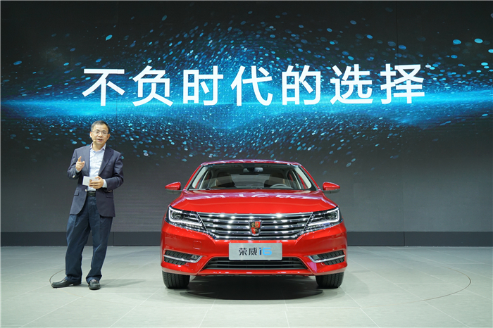 新葡京开启“三擎时代” 互联网汽车“星火燎原”
